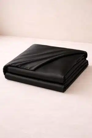 Készleten lévő termékek, karácsonyig megérkezik 32 Fekete takaróhuzat 150x200 - 100% hernyóselyem
